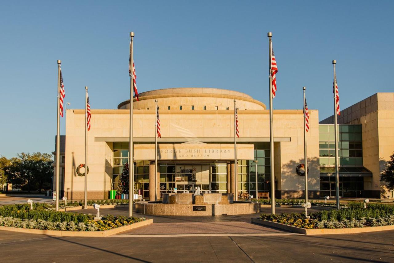Holiday Inn & Suites College Station-Aggieland By Ihg Экстерьер фото